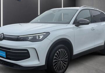VW Tiguan 25.214 km 37.490 &euro; Werl 59457