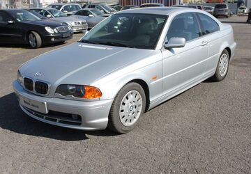 BMW 323 104.444 km 8.900 &euro; Hamm 59067