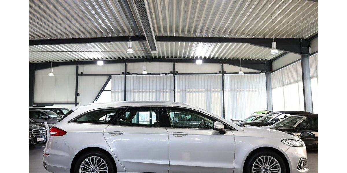 Ford Mondeo TUNIER 2.0 ECOBLUE TITANIUM / LED / AHK 145.000 km 16.991 &euro; Hamm 59077