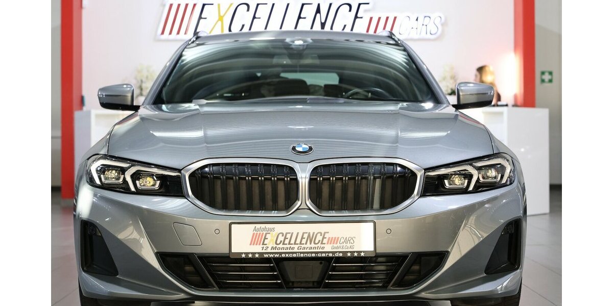BMW 318d Touring ADVANTAGE CURVED+NAVI, LEDER, LED 67.000 km 29.444 &euro; Hamm 59077