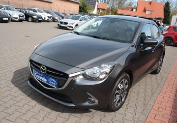 Mazda 2 117.000 km 11.490 &euro; Hamm 59073