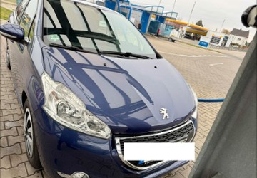 Peugeot 208 61.700 km 5.150 &euro; Bergkamen 59192