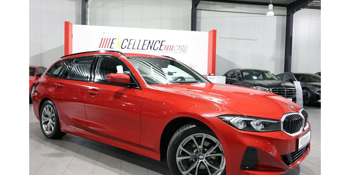 BMW 318d Touring SHADOW SPORT MELBOURNEROT-METALLIC 73.000 km 25.333 &euro; Hamm 59077