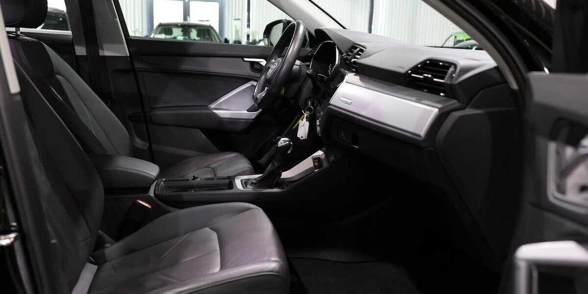 Audi Q3 40 TDI QUATTRO ADVANCED MATRIX-LED,VOLL-LEDER 86.000 km 29.777 &euro; Hamm 59077