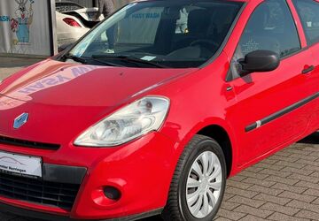 Renault Clio 163.000 km 3.290 &euro; Hamm 59067