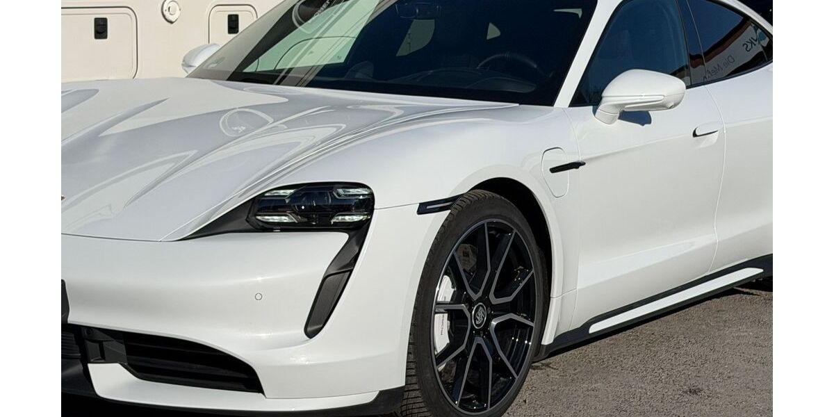 Porsche Taycan 63.000 km 71.900 &euro; Dortmund 44379