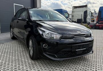 Kia Rio 105.000 km 9.900 &euro; Hamm 59073