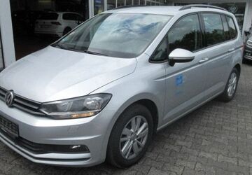 VW Touran 212.780 km 11.988 &euro; Bergkamen 59192
