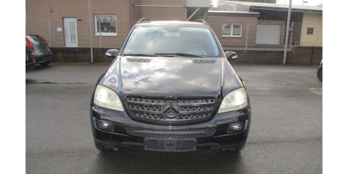 Mercedes-Benz ML 320 349.000 km 5.400 &euro; Unna 59425