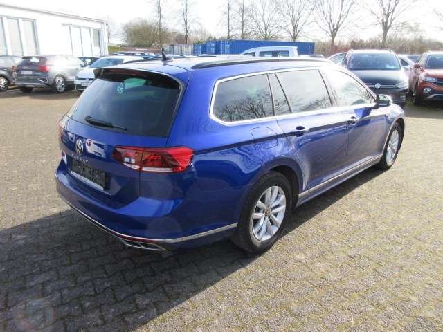 VW Passat Variant Business R-Line 2.0 TDI DSG NAVI PA 151.220 km 23.786 &euro; Bergkamen 59192