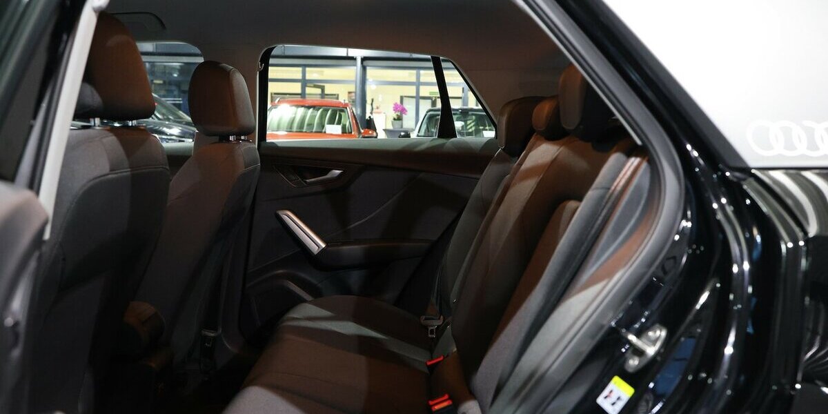 Audi Q2 1.4 TFSI SPORT / 1.HAND / ABN.AHK / PDC / SHZ 138.000 km 13.555 &euro; Hamm 59077