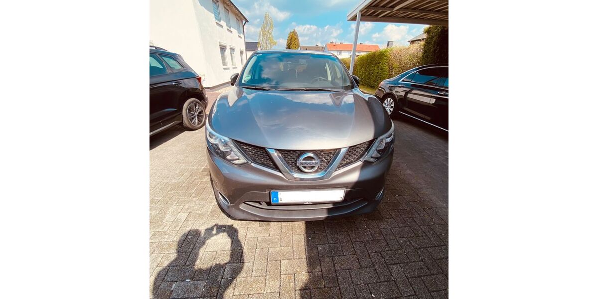 Nissan Qashqai 110.000 km 9.900 &euro; Ahlen 59229