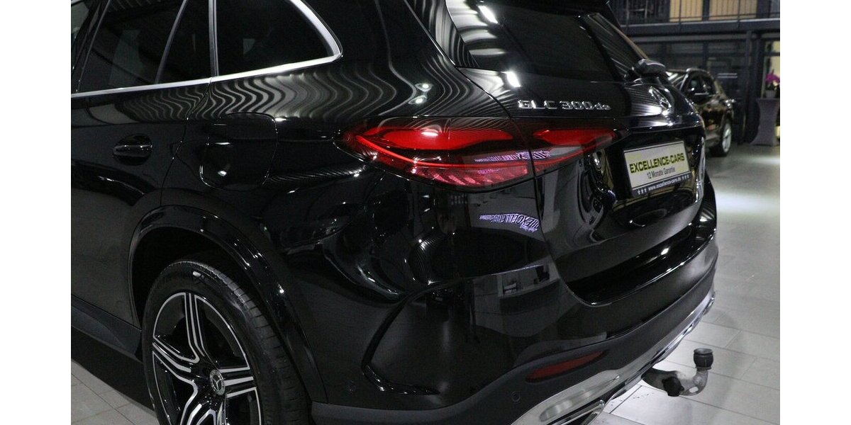 Mercedes-Benz GLC 300 de 4Matic AMG-LINE SPORT PANORAMA, LASER 90.000 km 51.777 &euro; Hamm 59077