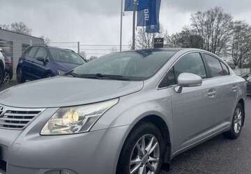 Toyota Avensis 125.000 km 7.990 &euro; Datteln 45711