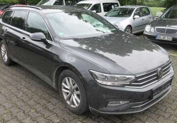 VW Passat Variant 2.0 TDI DSG NAVI AHK KAMERA LED ALU 193.960 km 15.988 &euro; Bergkamen 59192