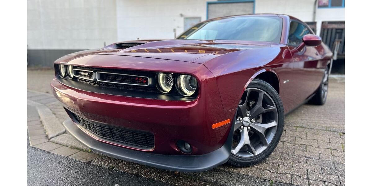 Dodge Challenger 89.000 km 28.300 &euro; Unna 59425