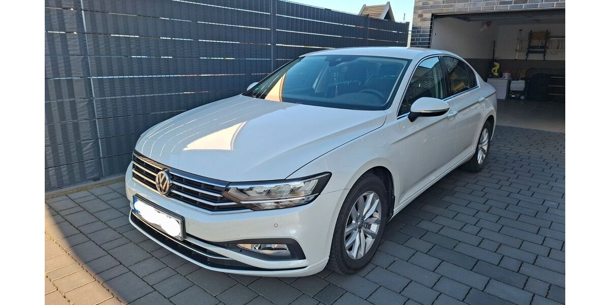 VW Passat 52.000 km 19.998 &euro; Senden 48308