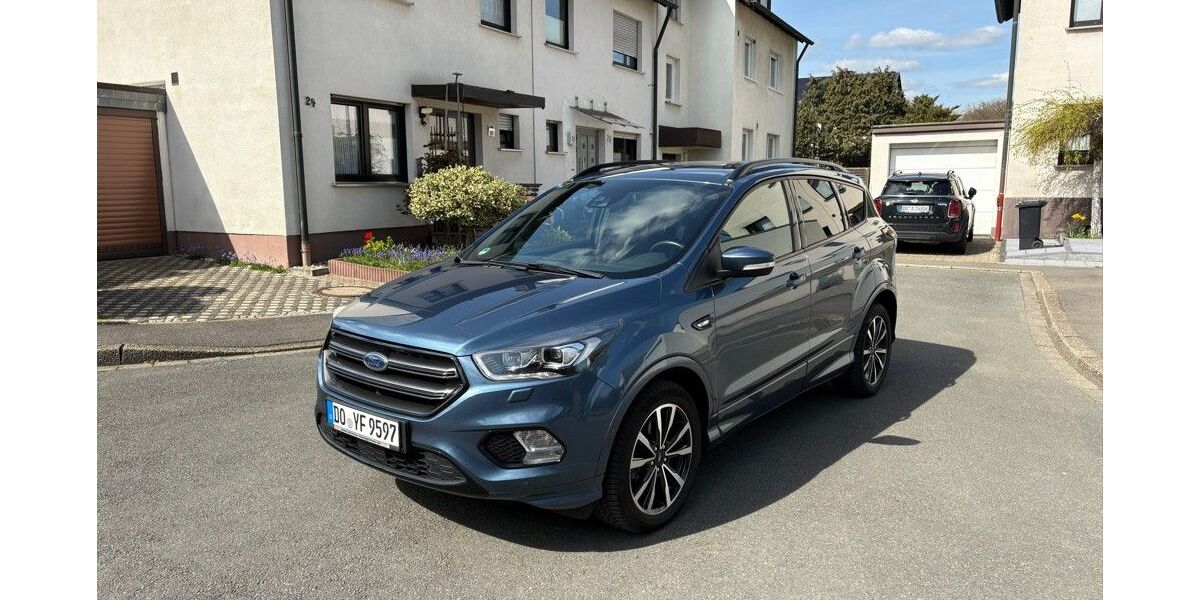 Ford Kuga 88.840 km 16.900 &euro; Dortmund 44329