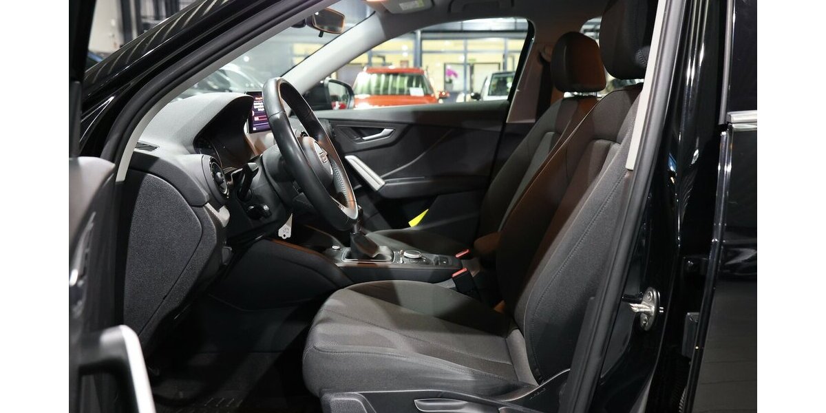 Audi Q2 1.4 TFSI SPORT / 1.HAND / ABN.AHK / PDC / SHZ 138.000 km 13.555 &euro; Hamm 59077