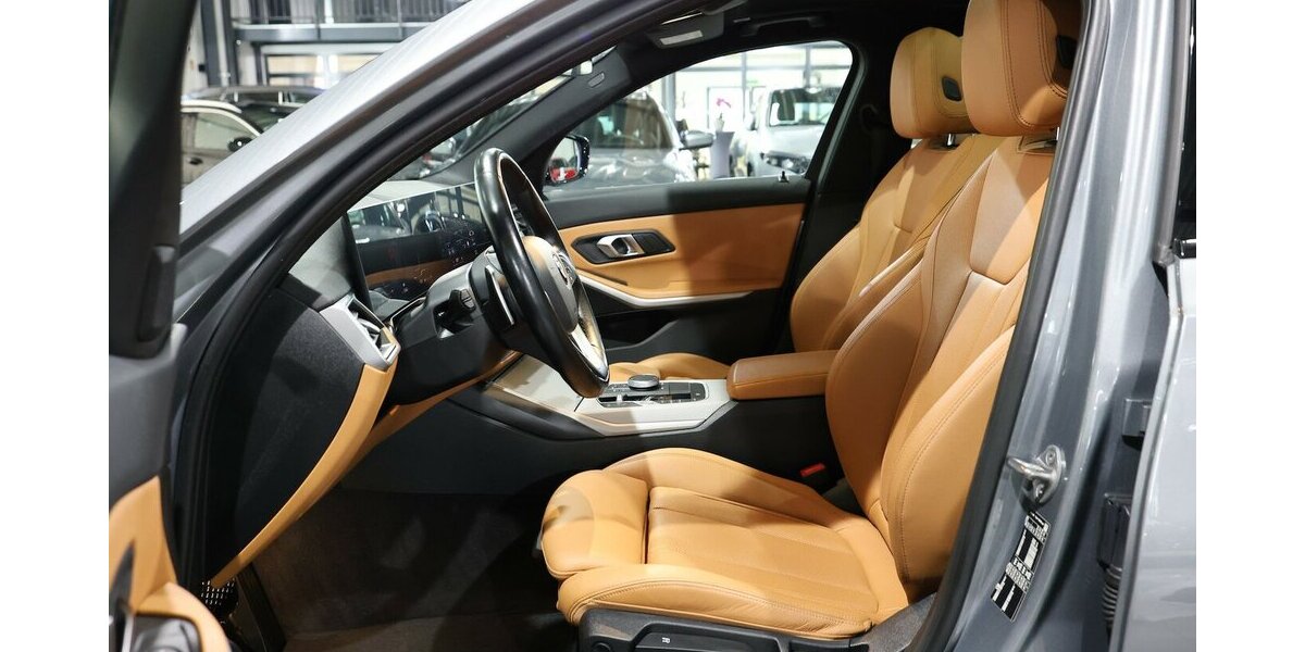 BMW 318d Touring SPORT SHADOW GREY&BROWN / PANORAMA 116.000 km 25.555 &euro; Hamm 59077