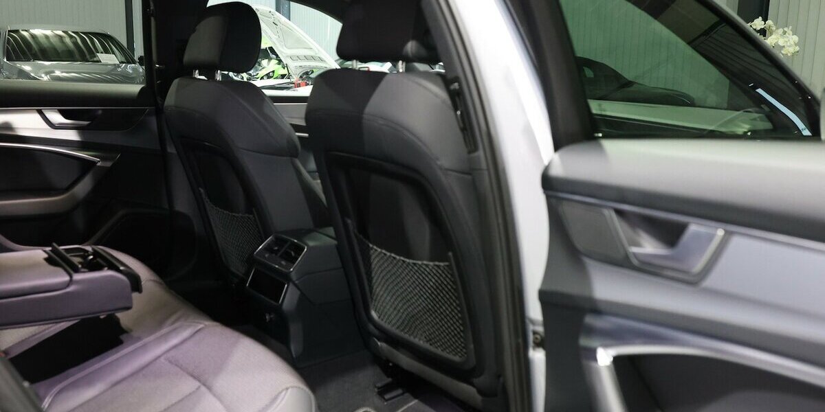 Audi A6 Avant 40 TDI S-LINE BLACK / PANORAMA, LED, VC 30.000 km 42.555 &euro; Hamm 59077