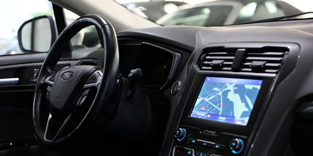 Ford Mondeo TUNIER 2.0 ECOBLUE TITANIUM / LED / AHK 145.000 km 16.991 &euro; Hamm 59077