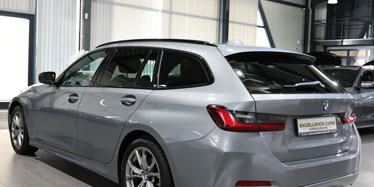 BMW 318d Touring SPORT SHADOW GREY&BROWN / PANORAMA 116.000 km 25.555 &euro; Hamm 59077