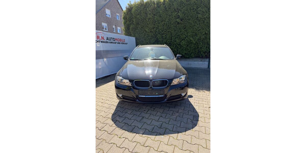 BMW 320 103.880 km 10.900 &euro; Dortmund 44388