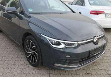 VW Golf Style 1.4 eHybrid DSG NAVI PANORAMA KAMERA IQ 46.830 km 24.988 &euro; Bergkamen 59192