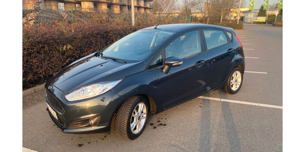 Ford Fiesta 62.400 km 7.000 &euro; Lüdinghausen 59348