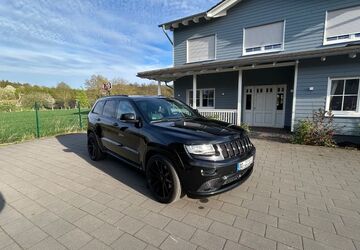 Jeep Grand Cherokee 148.811 km 17.500 &euro; Dortmund 44287