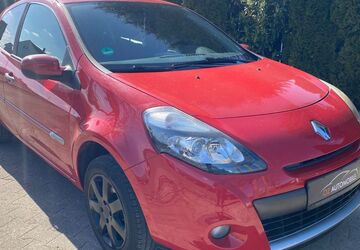 Renault Clio 112.196 km 3.190 &euro; Oer Erkenschwick 45739