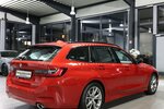 BMW 318d Touring SHADOW SPORT MELBOURNEROT-METALLIC 73.000 km 25.333 &euro; Hamm 59077