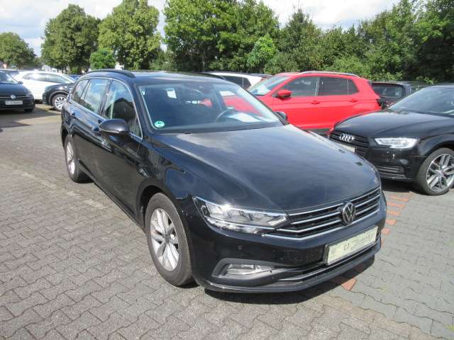 VW Passat Variant Business 2.0 TDI DSG NAVI AHK LED K 146.960 km 19.988 &euro; Bergkamen 59192