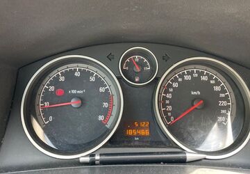 Opel Zafira 185.000 km 4.490 &euro; Unna 59425