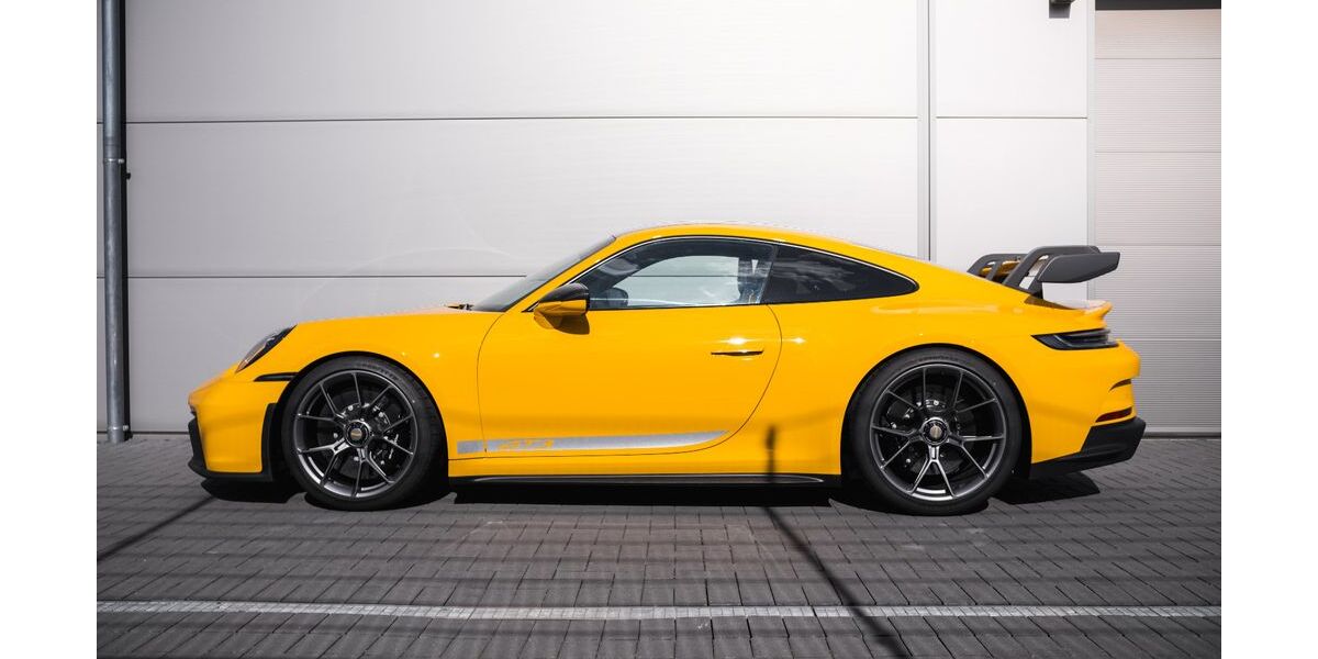 Porsche 992 1.100 km 219.900 &euro; Holzwickede 59439