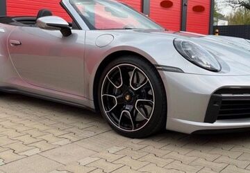 Porsche 992 9.850 km 229.500 &euro; Holzwickede 59439