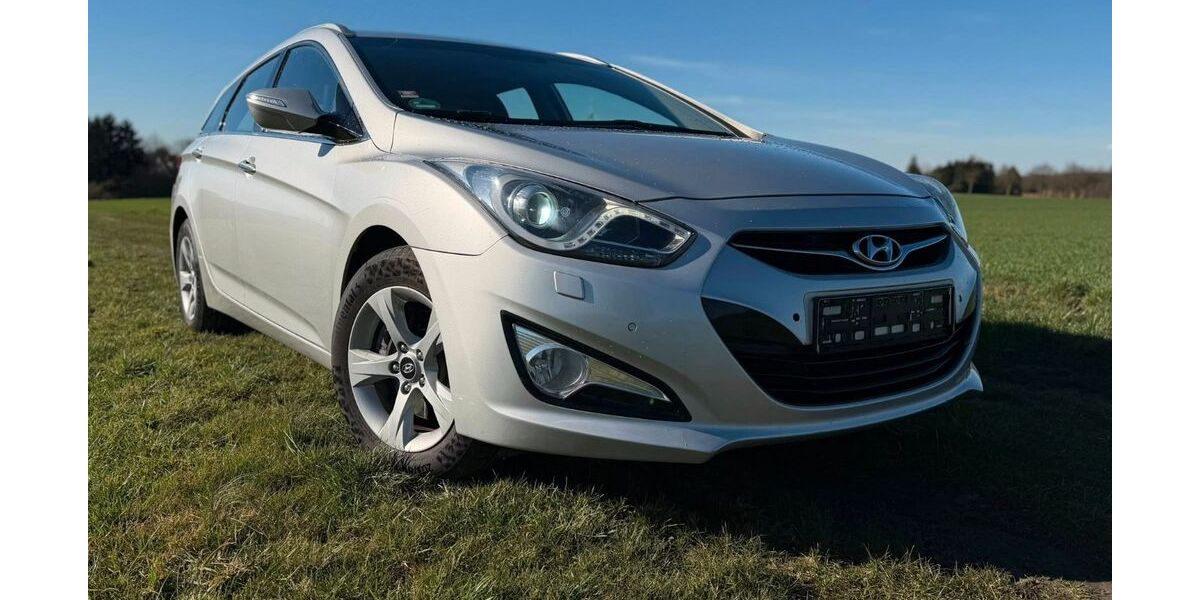 Hyundai i40 320.000 km 3.500 &euro; Dortmund 44339
