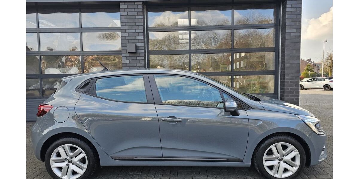 Renault Clio 25.000 km 14.490 &euro; Ascheberg 59387