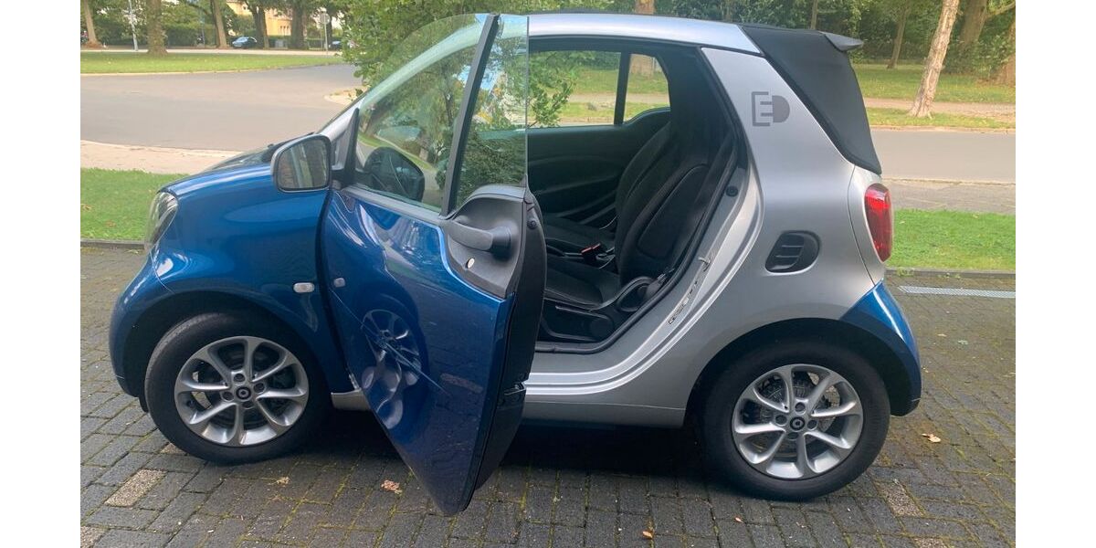 Smart ForTwo 34.877 km 8.300 &euro; Dortmund 44141