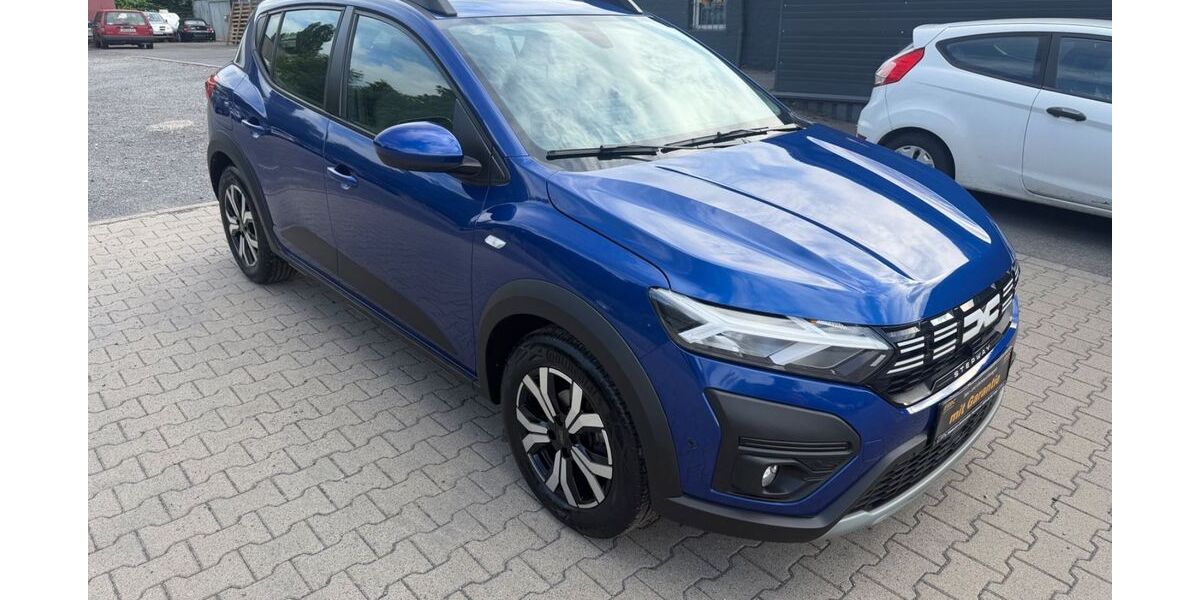 Dacia Sandero 17.600 km 15.490 &euro; Dortmund 44319