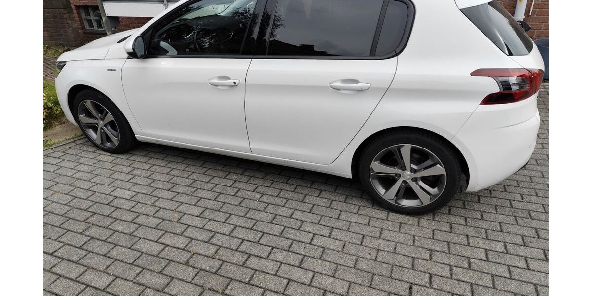 Peugeot 308 91.443 km 8.500 &euro; Ahlen 59227