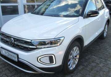 VW T-Roc Style 1.5 TSI DSG NAVI AHK IQ LIGHT ALU APS 26.200 km 27.988 &euro; Bergkamen 59192