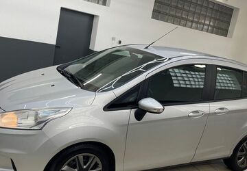 Ford B-Max 148.300 km 4.500 &euro; Kamen 59174