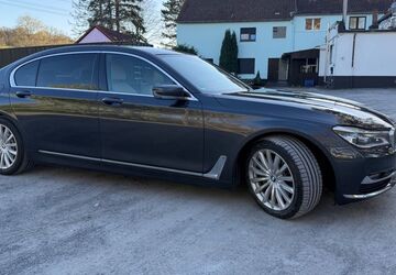 BMW 740 353.000 km 22.500 &euro; Dortmund 44263