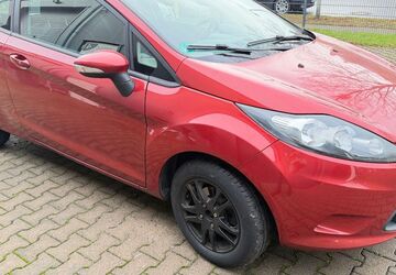 Ford Fiesta 141.000 km 2.589 &euro; Hamm 59077