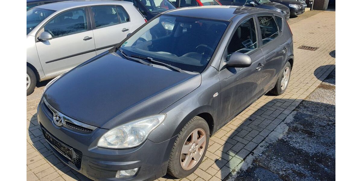 Hyundai i30 197.000 km 1.999 &euro; Ascheberg 59387