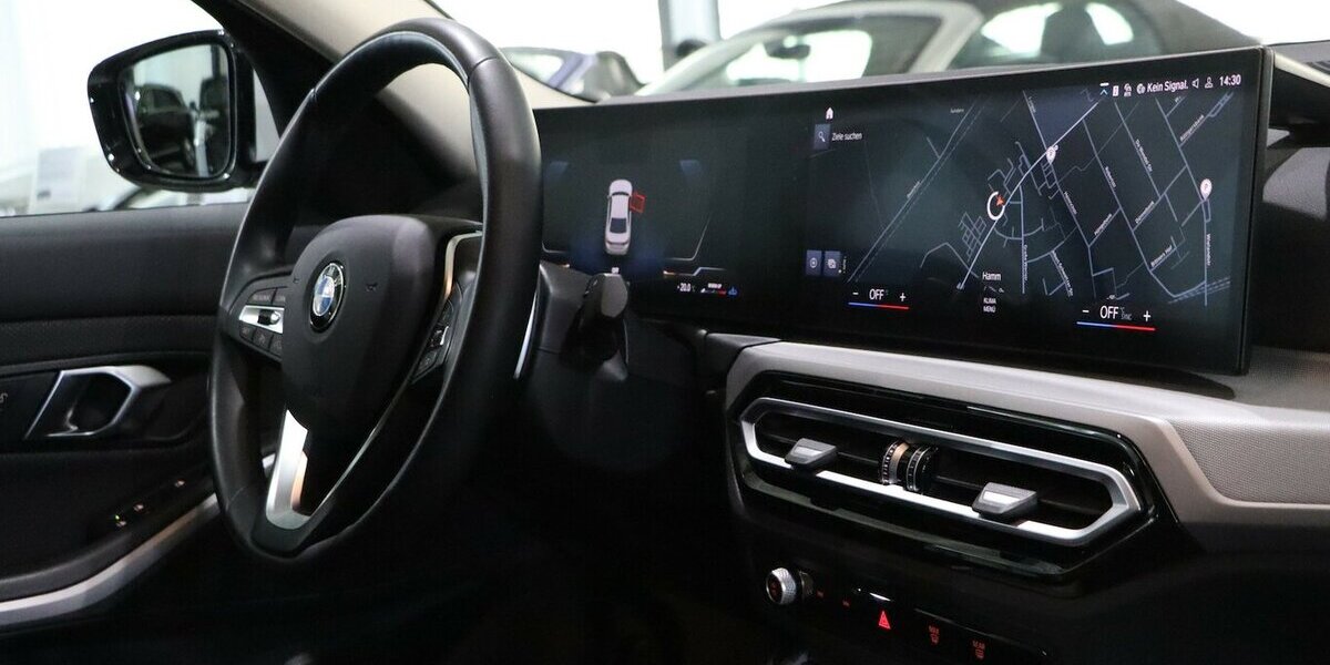 BMW 320d LIMOUSINE xDrive BUSINESS / CURVED / LED 68.000 km 29.333 &euro; Hamm 59077