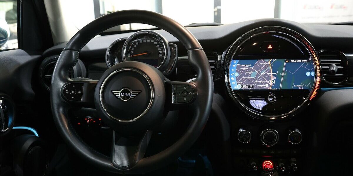 Mini ONE CLASSIC-TRIM / LED / LEDER / NAVI+APPLE 60.000 km 17.991 &euro; Hamm 59077