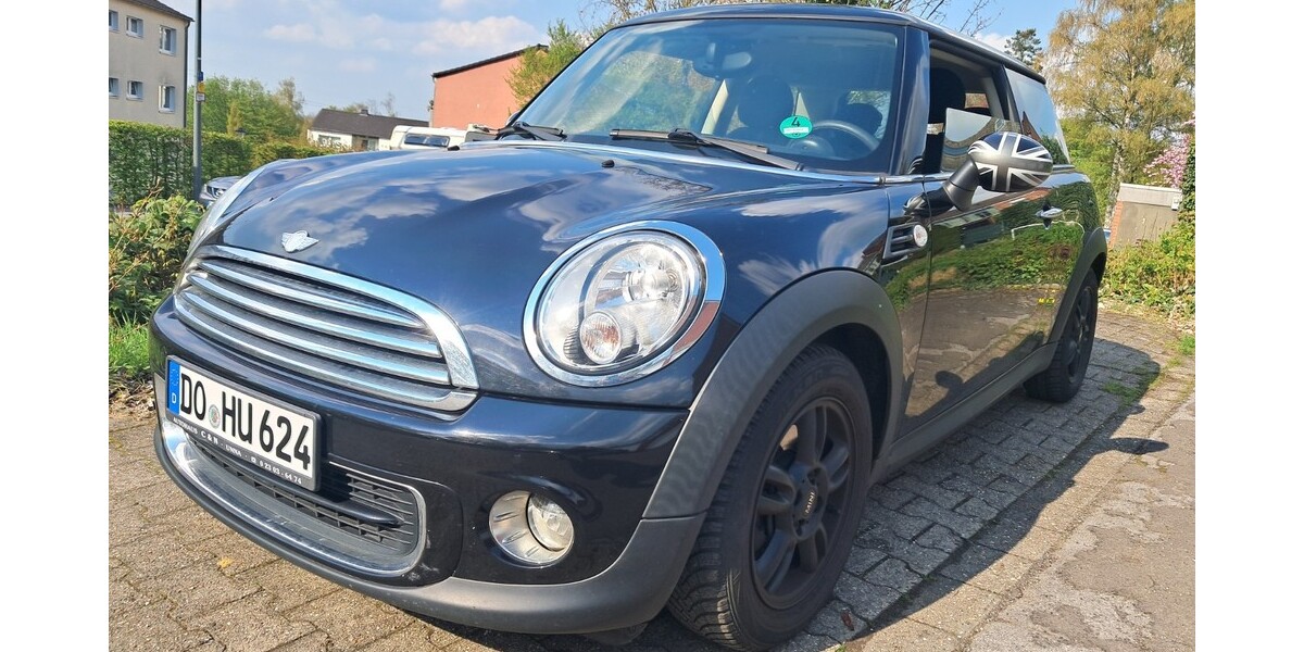 Mini Cooper 141.000 km 2.700 &euro; Dortmund 44135